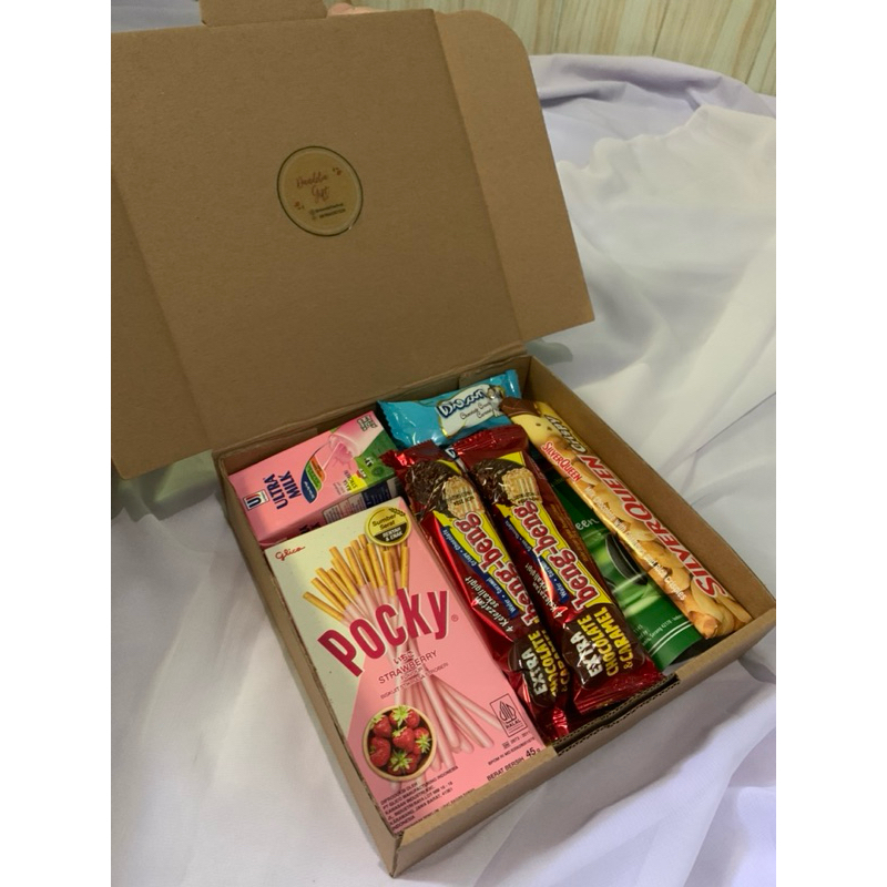 

SNACKBOX B