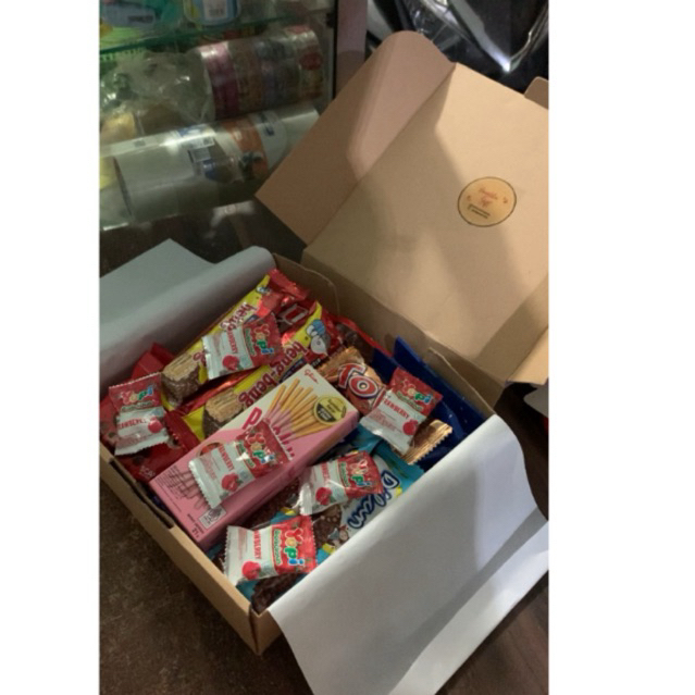 

SNACKBOX C