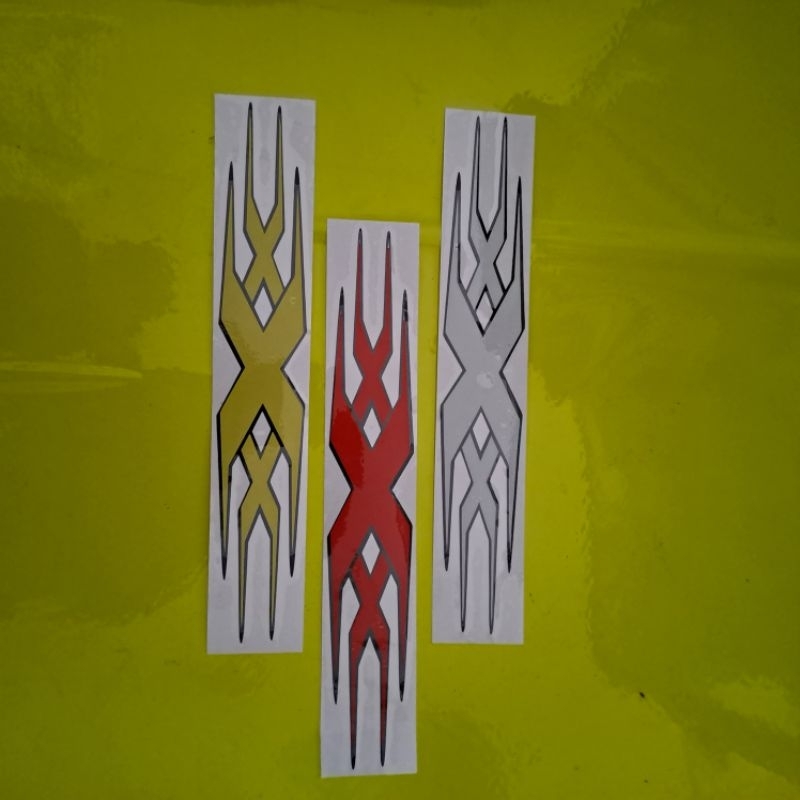 STICKER CUTTING TRIPLE X