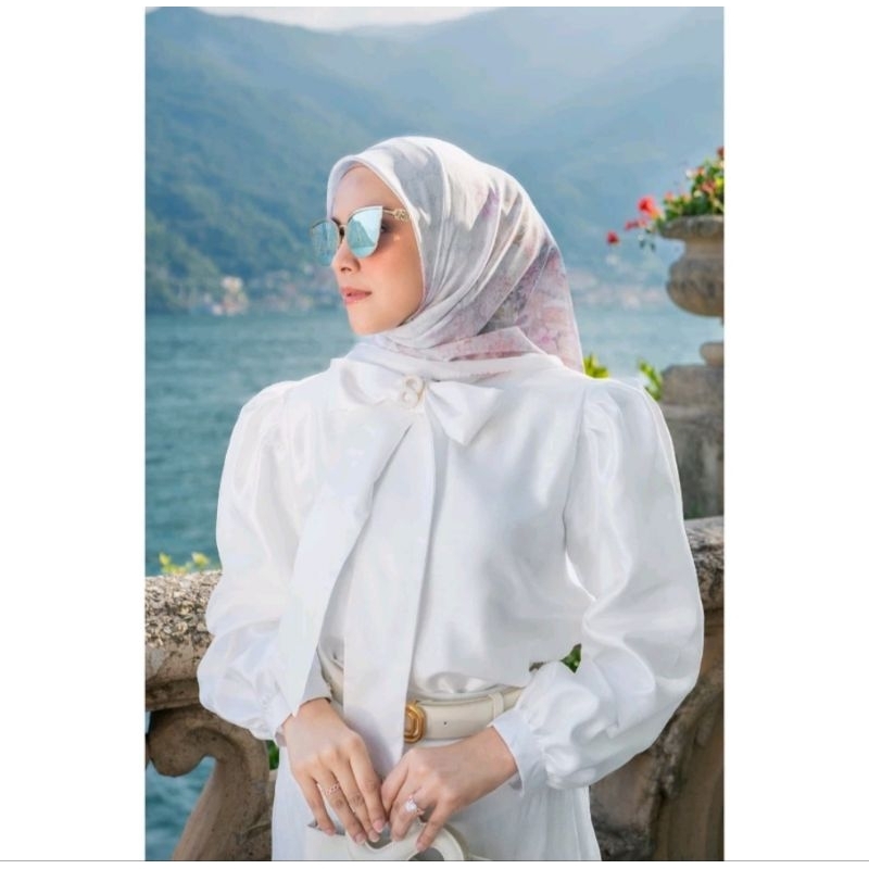 Hijab Segiempat Buttonscarves Como Original