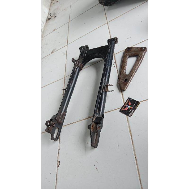 Swing Arm Yamaha YT115 original PNP RXK RXS RX Spesial RXR RX King.