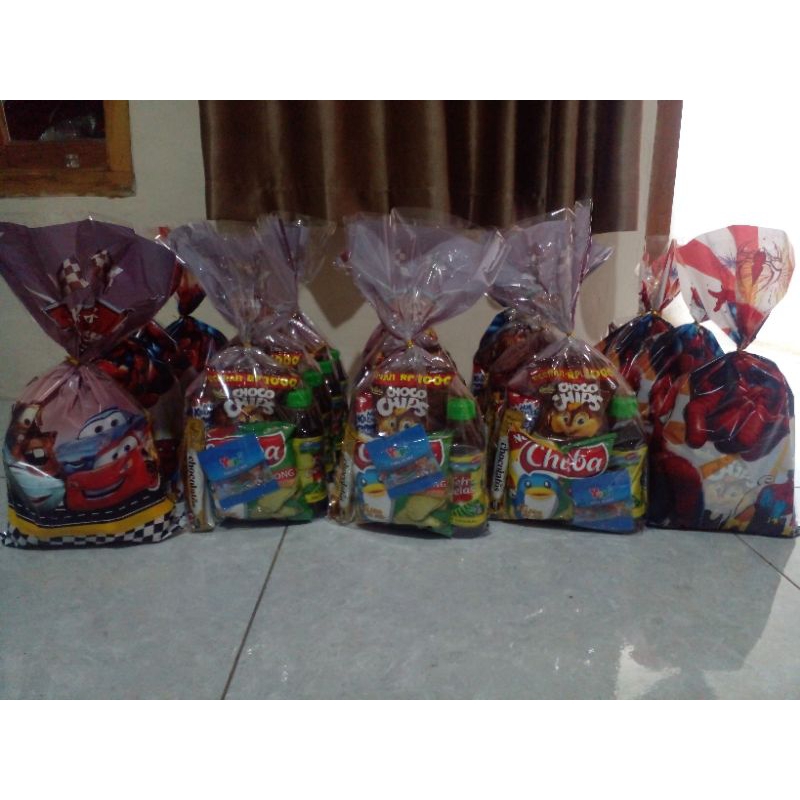 

Paket snack ulang tahun
