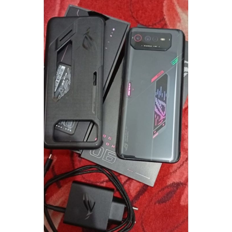 ASUS ROG Phone 6