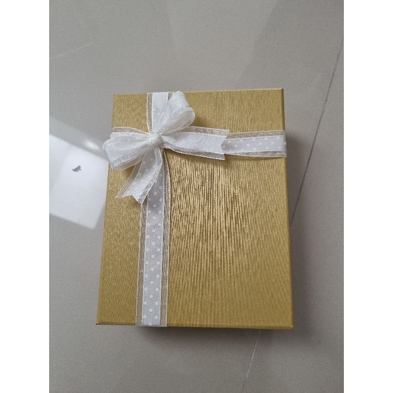 

hardbox kotak kado giftbox 20 x 15 x 6