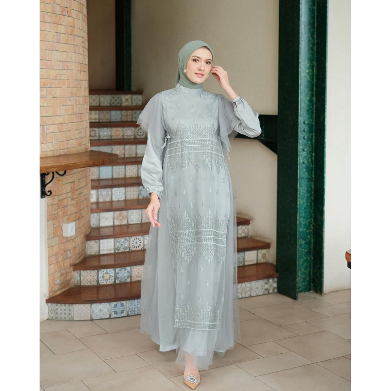 HUMAIRA DRESS WISUDA/KONDANGAN/TUNANGAN by AKITA