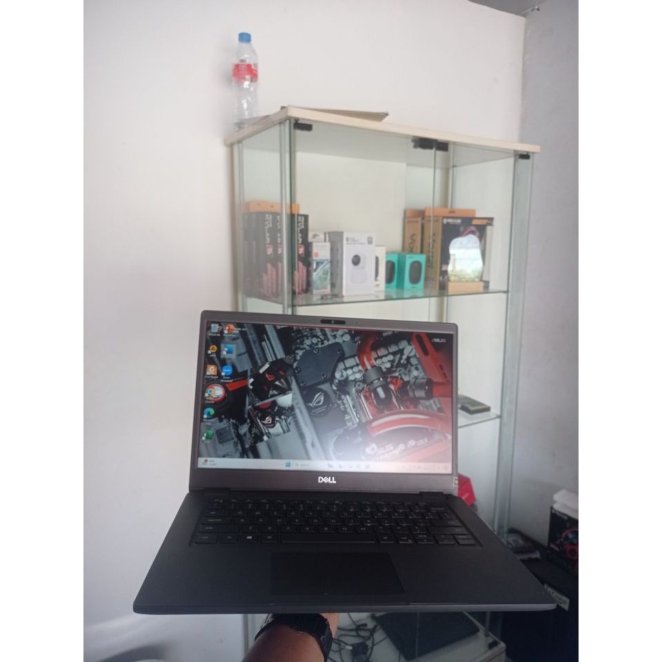 LAPTOP SECOND DELL LATITUDE 3400 TOUCHSCREAN RAM 16 GB SLIM LAPTOP PELAJAR HARGA MURAH