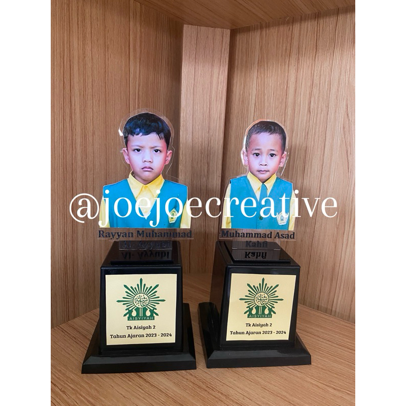 PIALA WISUDA ANAK SEKOLAH CUSTOM PLAKAT KELULUSAN ANAK TK  HADIAH WISUDA  SISWA SD