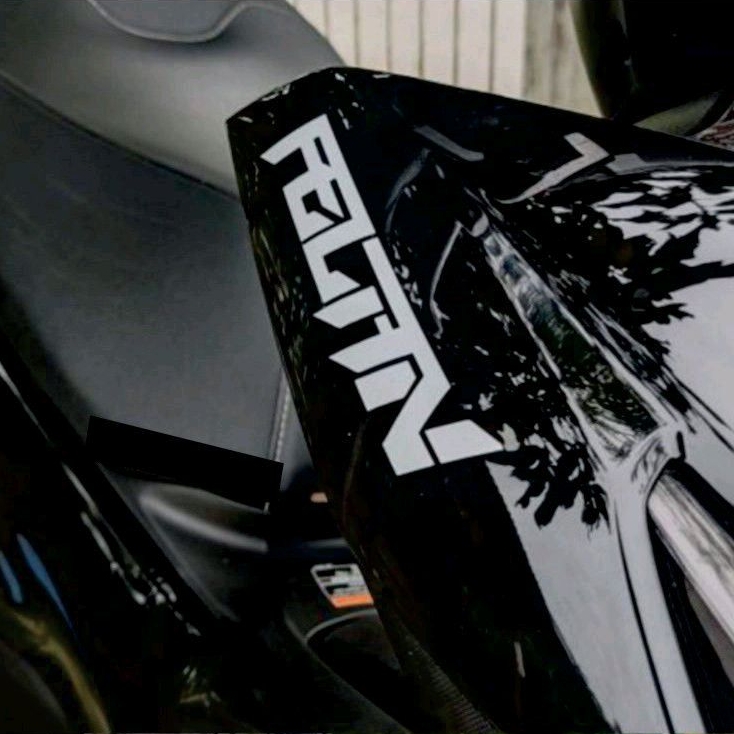 Sticker Motor PELAN Anti Air Viral - Sticker Cutting Meme jedag jedug