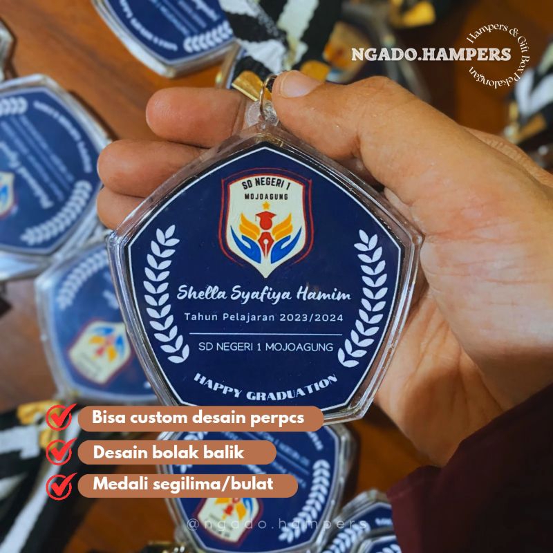 Medali Wisuda Akrilik Custom Pernama Unik Wisuda SMA SMP SD TK Tahfidz