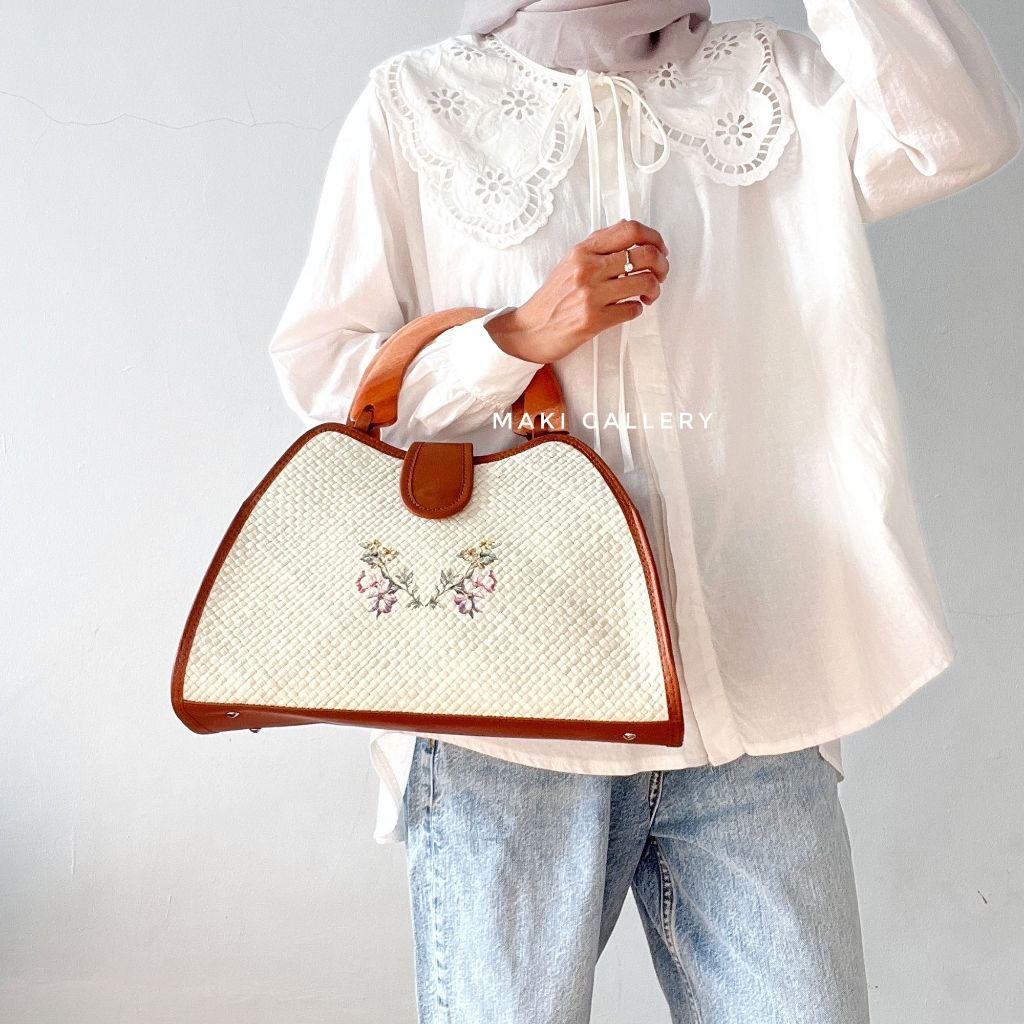 Tas Anyaman Pandan Mix Kulit Sintetis Handbag Handle Kayu Kerajinan Etnik Bali Vintage Mendong RUMI 
