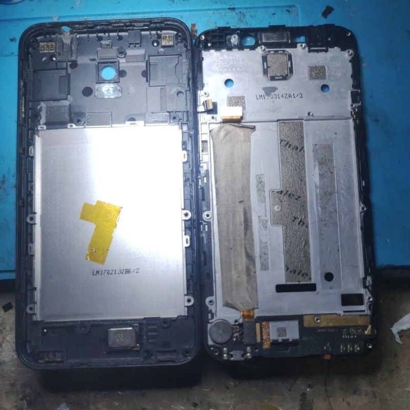 Backdoor dan Frame blackberry Aurora