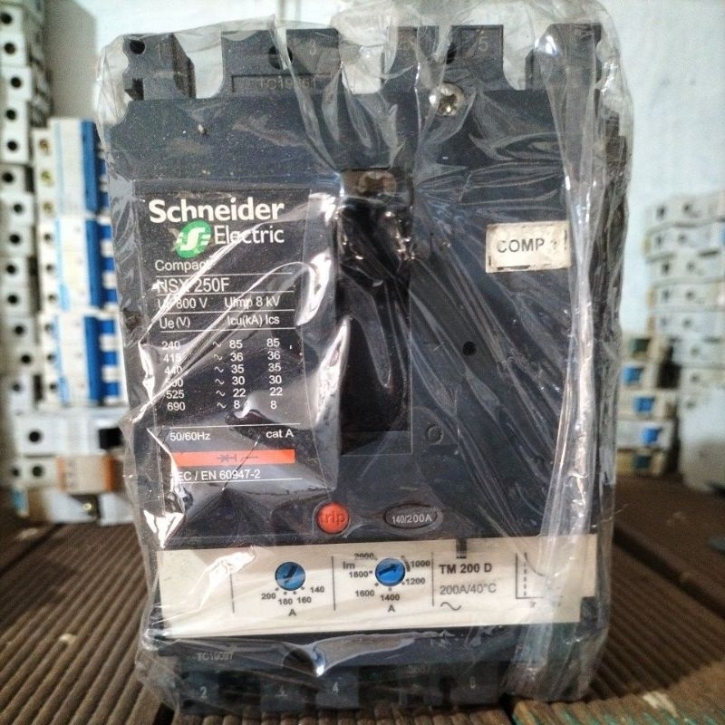 mccb Schneider nsx250f 140/200A
