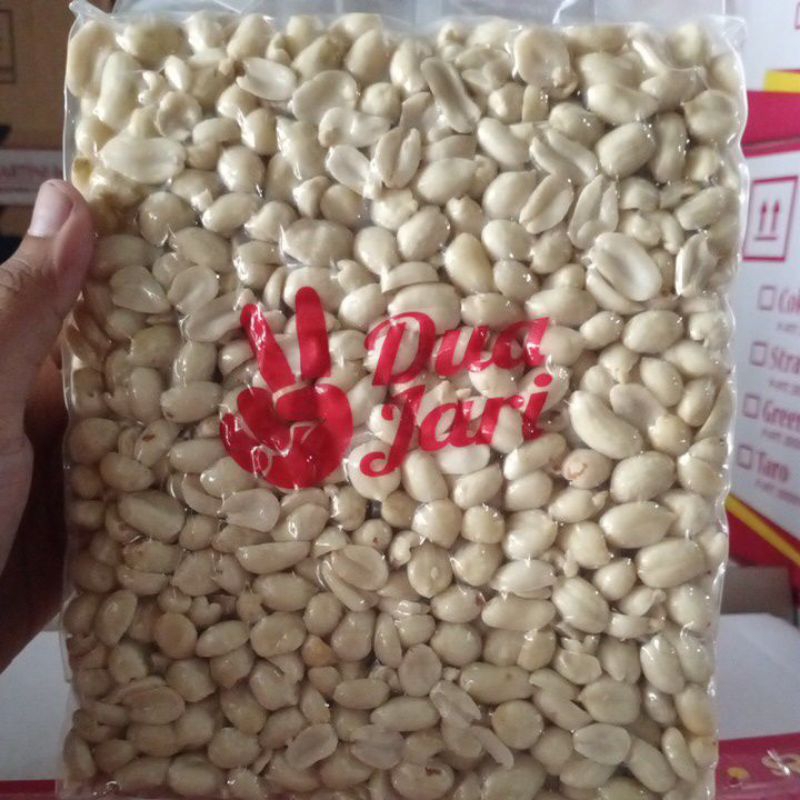 

Kacang Kupas dua jari