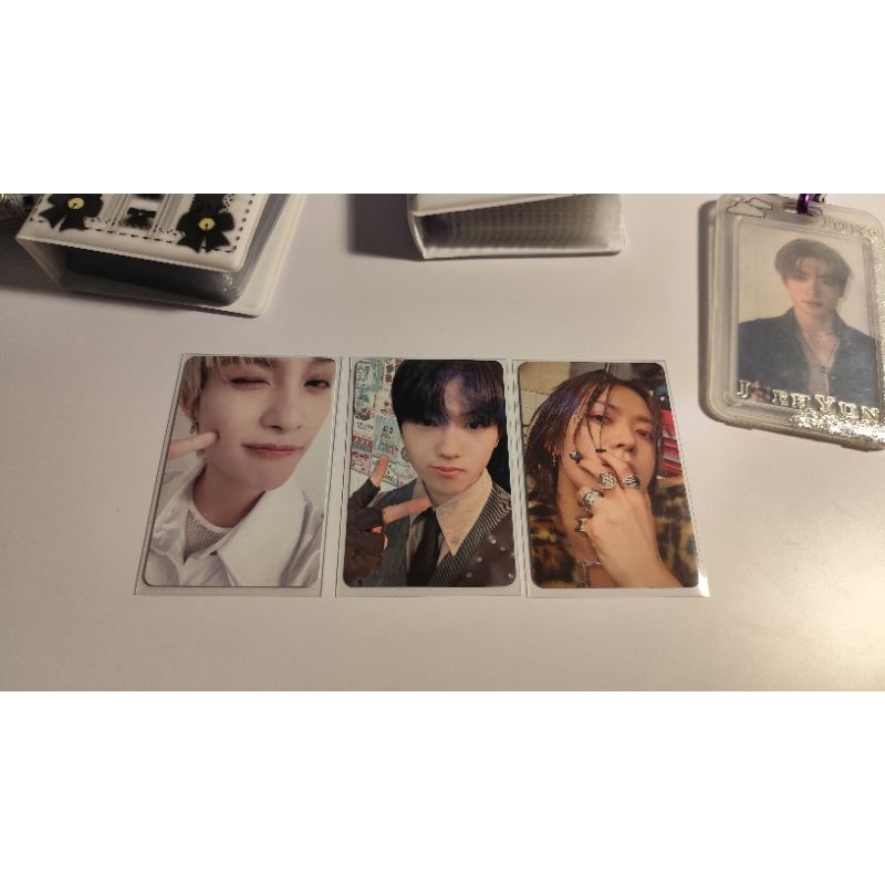 Pc Selca Yangyang White Royal, Jisung Steampunk, Yuta QR Fact Check