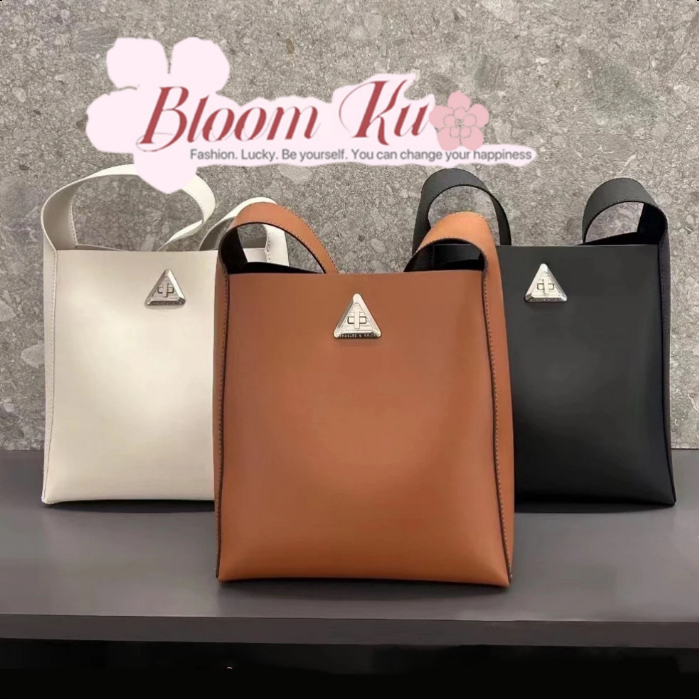 CK New Simple tas wanita  metallic accent Shoulder Underarm Tote Bag large HOBO bag  CK06049 Tas Wan