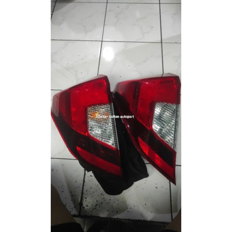 Stoplamp Lampu belakang Honda jazz gk5 original