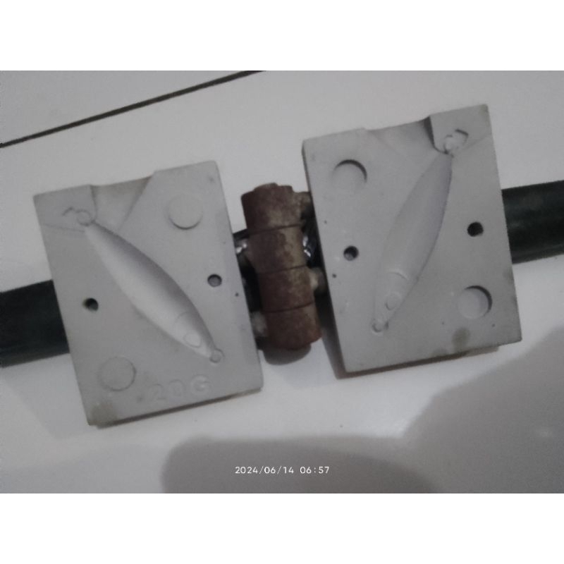cetakan metal jig bekas cnc koika 20gr