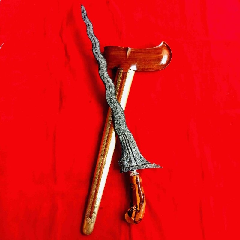 Keris  Sangkelat Luk 13 Corok Pamor Beras Wutah Garap Mataram