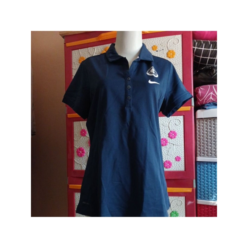 Preloved kaos wanita  Nike Navy