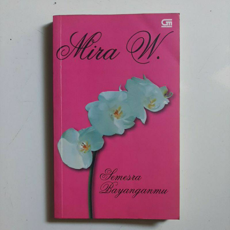 Mira w /semesra bayanganmu