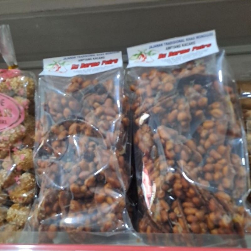 

Ampyang Kacang Bu Darmo Putro 500gr