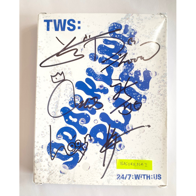 ALBUM SIGNED TWS SPARKLING BLUE (BOOKED)