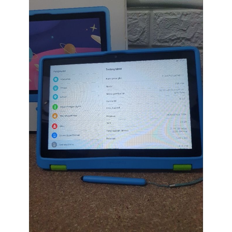 hauwei matepad  T10 Ram 2/32 like new