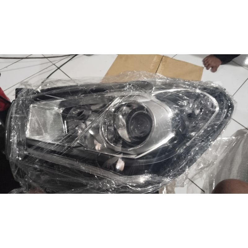 headlamp sirion 2017 nhf