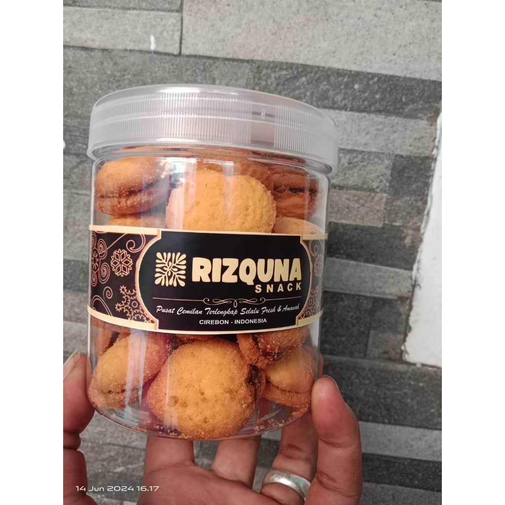 

COOKIES NANAS / KUE HATI 500gram KEMASAN TOPLES NASTAR LOVE