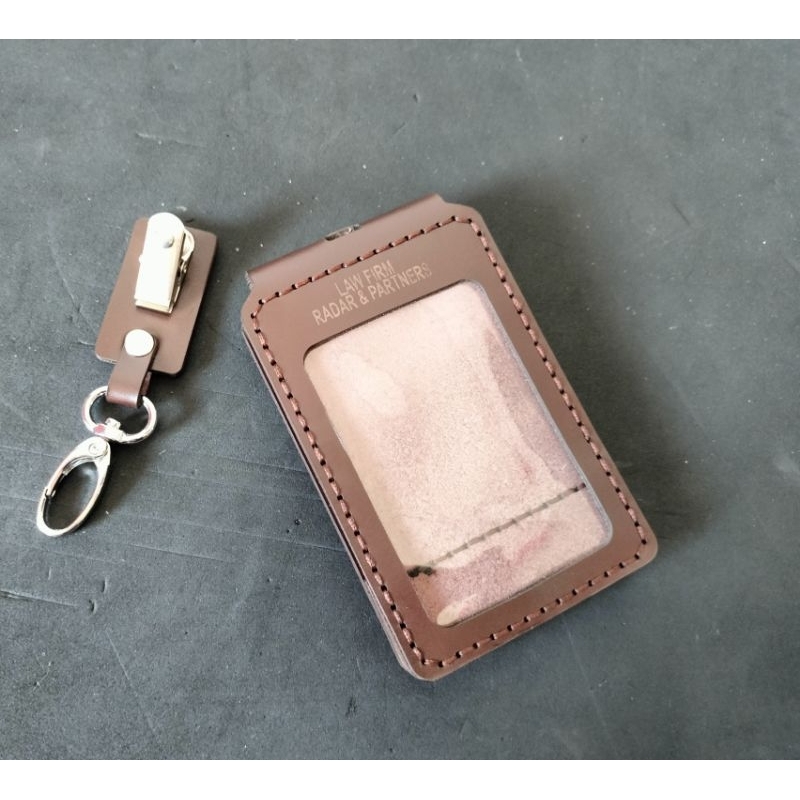 

Name tag Custom Logo dan nama/Tulis di pesan