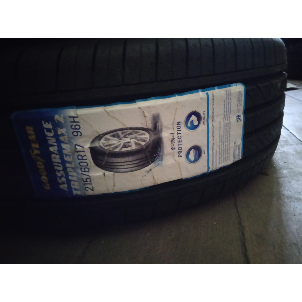 Ban Mobil Ukuran 215/60 R17 Goodyear  Assurance Triplemax2