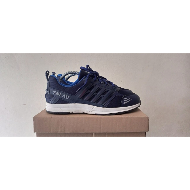 SEPATU ORAUM/ OLAHRAGA TNI AU PRODUKSI (KUALITAS MIRIP SEPERTI JATAH)