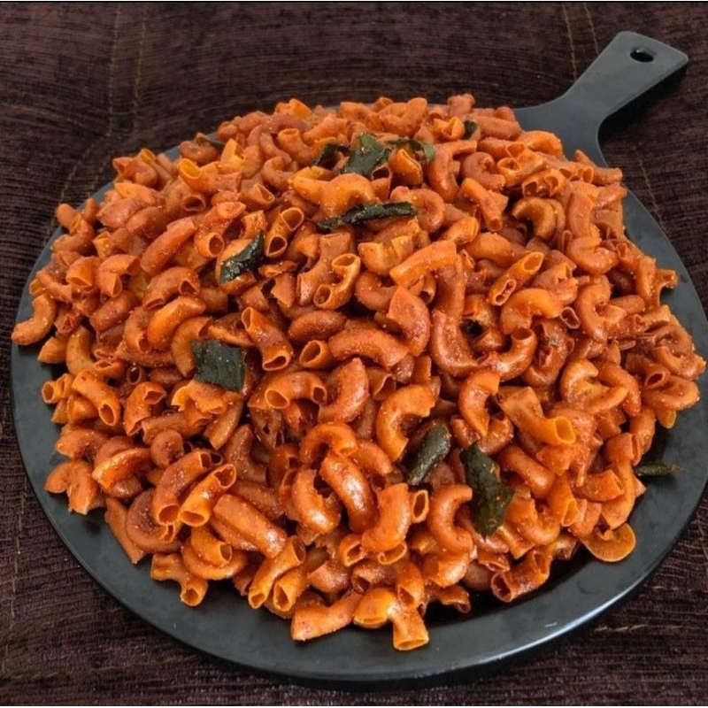 

MAKARONI PEDAS DAUN JERUK 1 KG