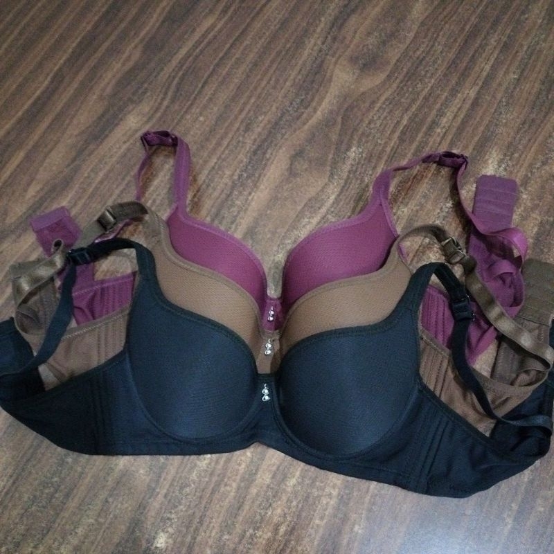 BH Elena Bra Cup Busa Sedang Berkawat 2 Kait Tali Senyawa 3/4 E 24408 Size 36B Pakaian Dalam Remaja 