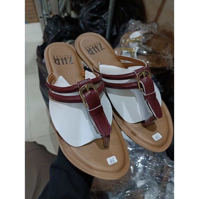 sandal kulit zhr