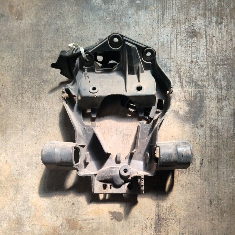 cover breket belakang Headlamp byson Fi inject