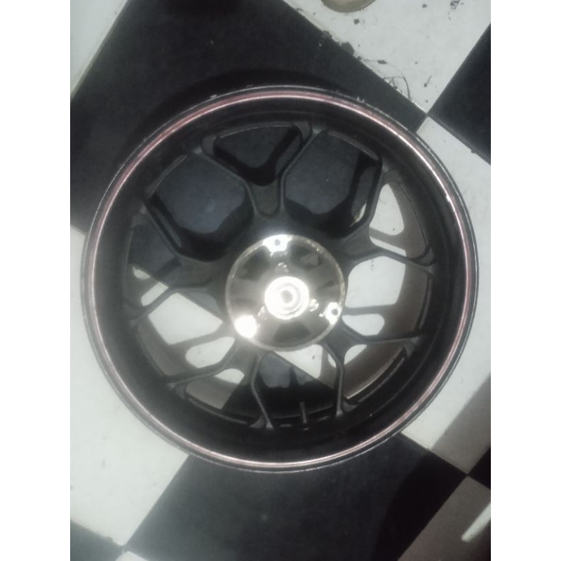 Velg racing Yamaha Xabre original
