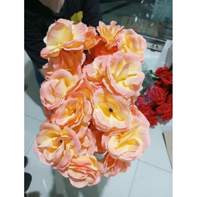 Bunga mawar plastik cabang 7/ bunga mawar artificial  1 lusin