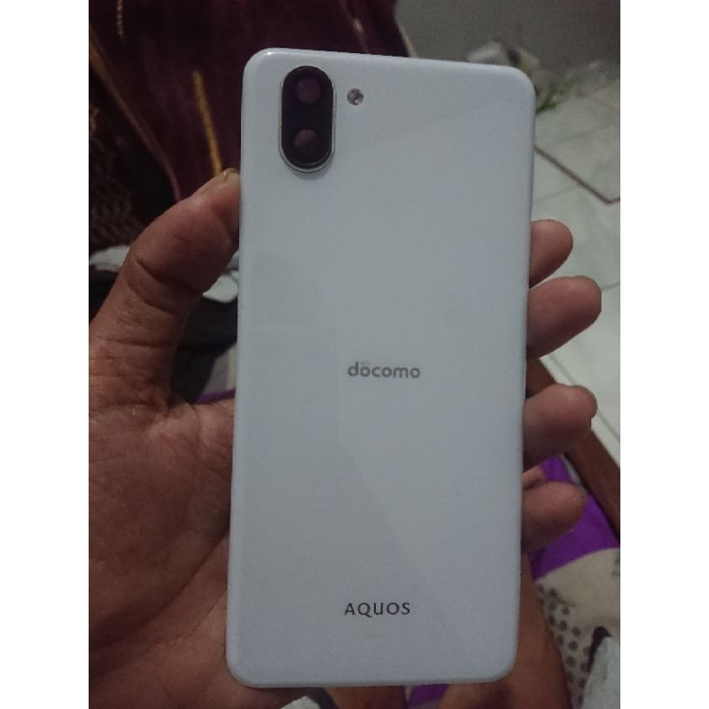 backdoor Aquos r3 putih