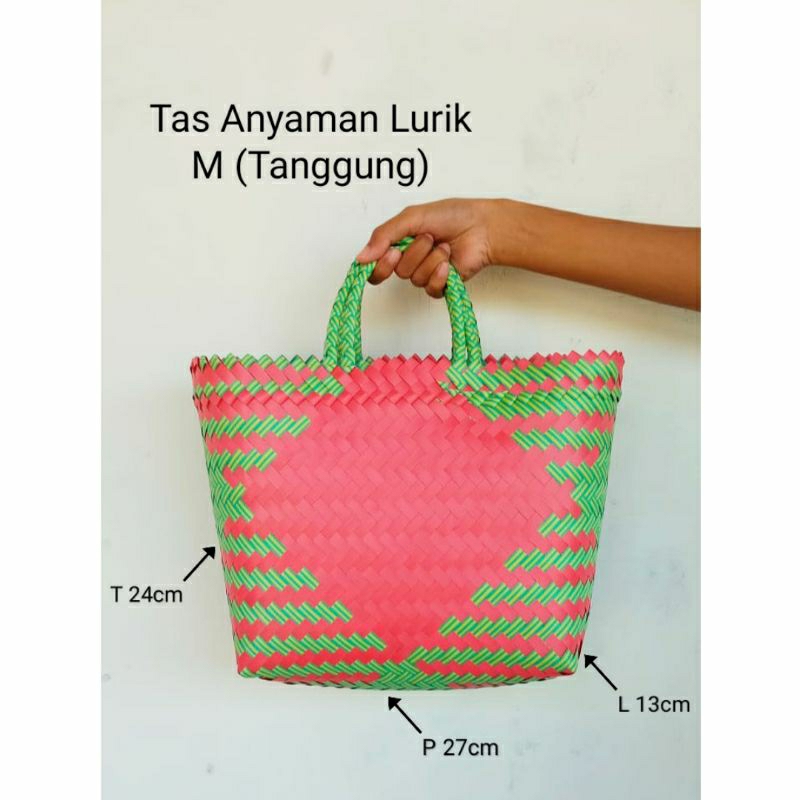 

Tas anyaman Lurik ukuran sedang (M) tanggung/tas hajatan/tas hampers murah