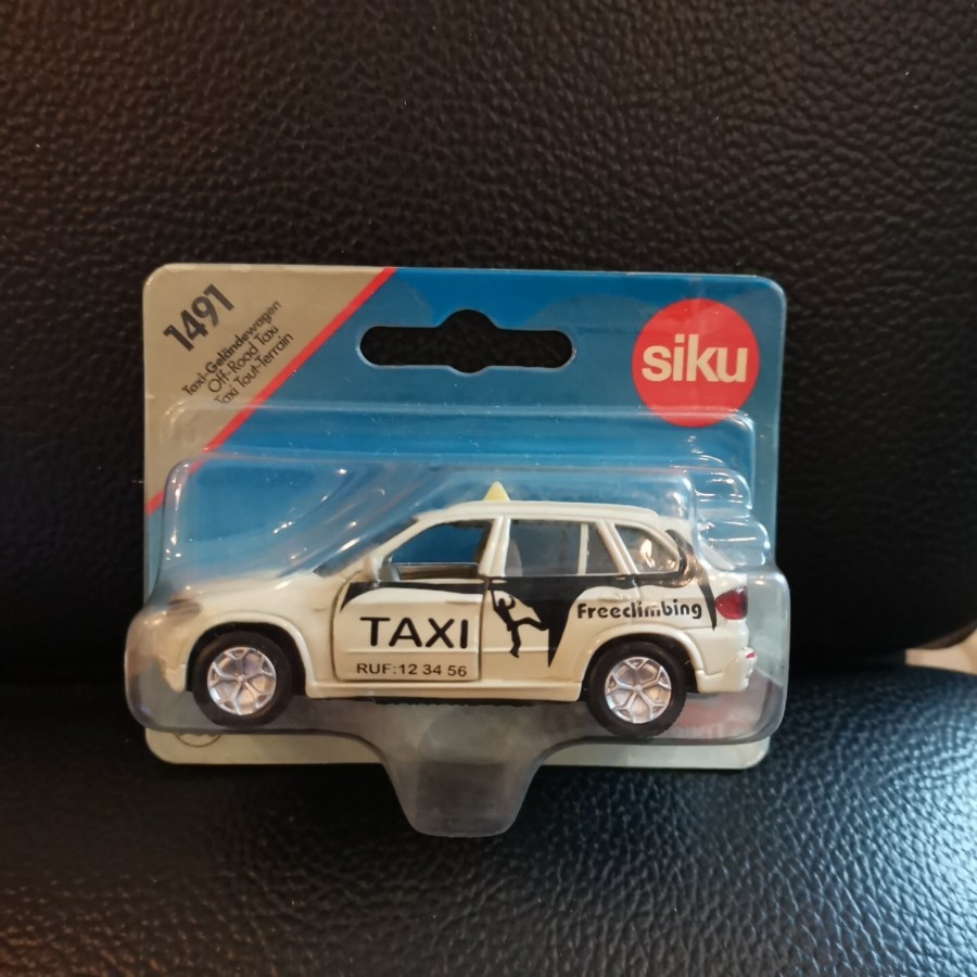 Diecast Siku 1491 BMW X5 Taxi Gelandewagen Off Road Taxi