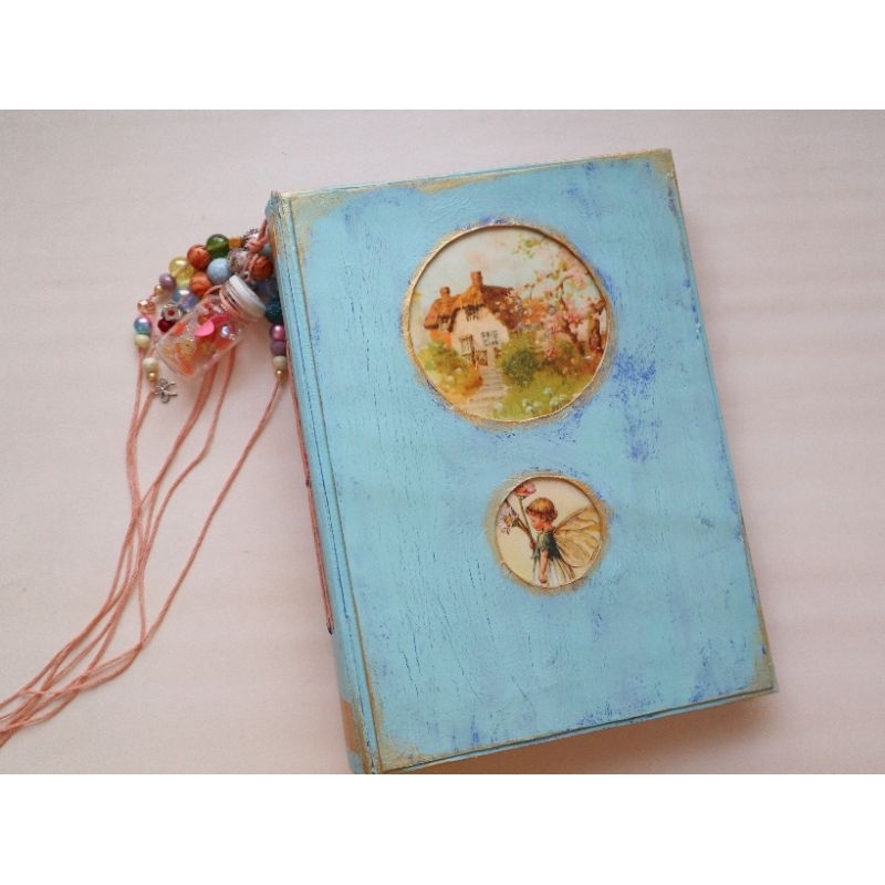

Vintage Junk Journal | Eclectic Journal | Scrapbook | Memory Keeping | Album