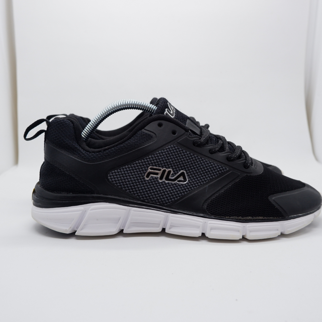 SEPATU BEKAS / SECOND SIZE 43 185 FILA Men's Memory Foam SteelSprint Athletic Shoes - Black