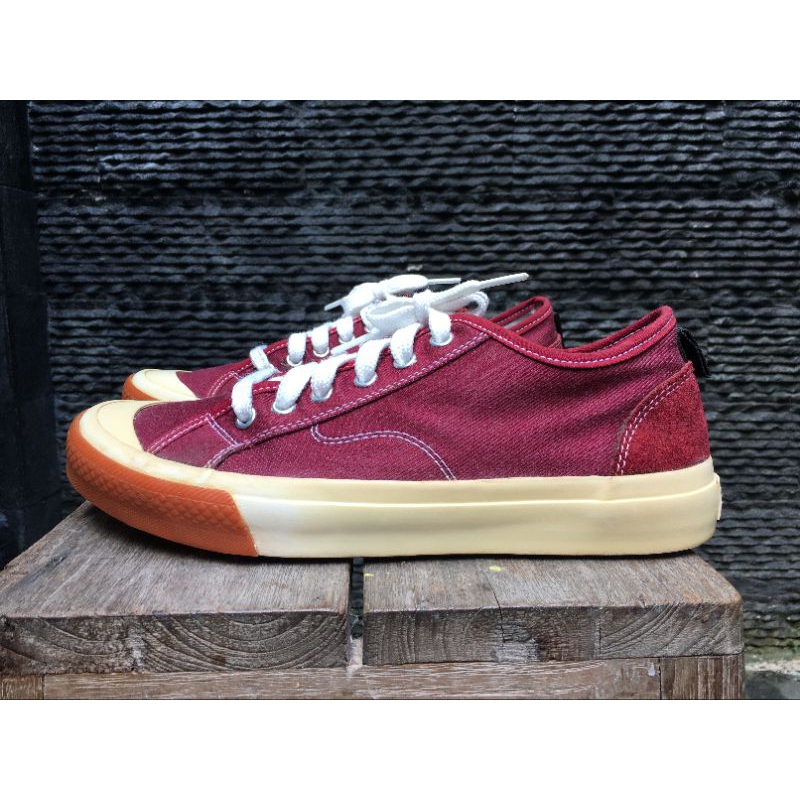 Sepatu Saba Veloz Denim Red Size 44