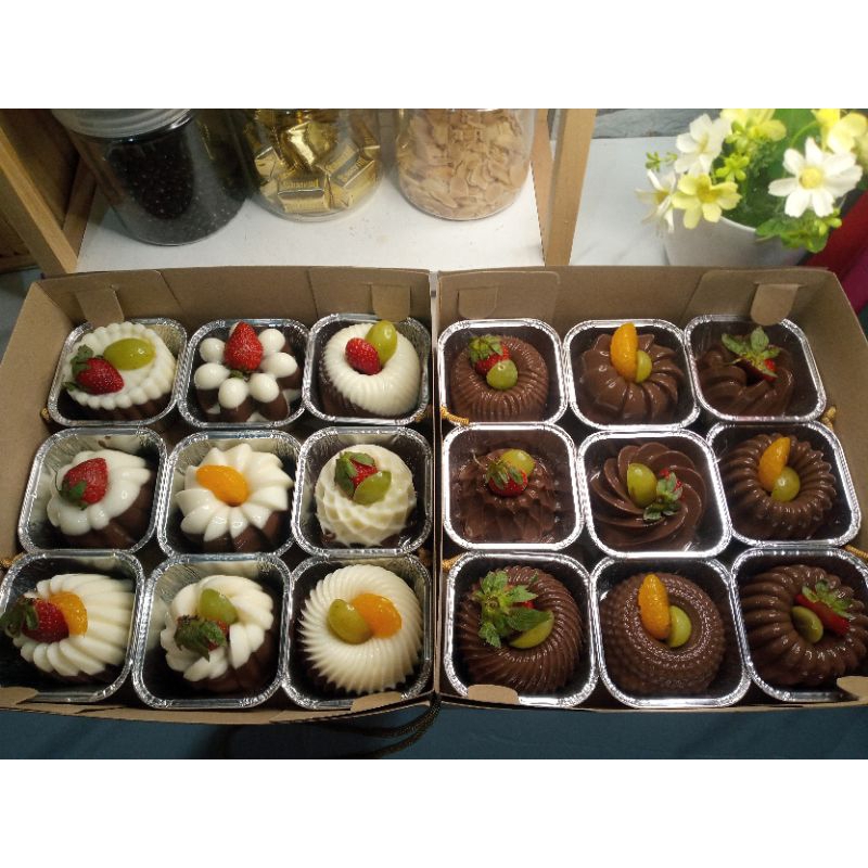 

Ay00! (Khusus Instant) Hampers Puding Mini 9 Pcs Dengan Topping Random