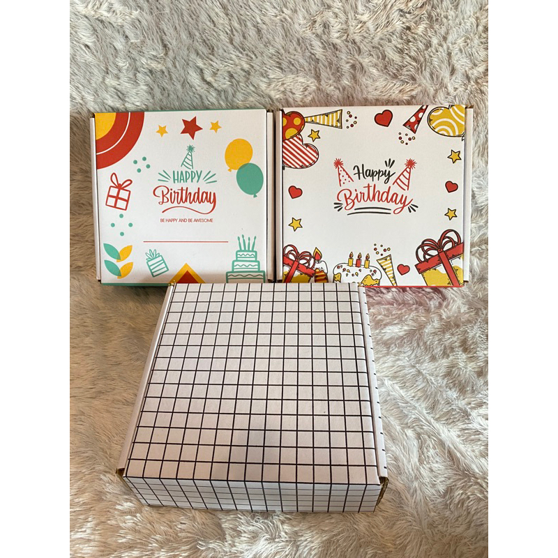

Box Kardus Motif / gift kado 22x22x8
