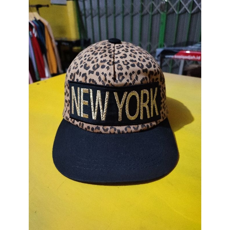Topi Snapback Anak Logo New York Motif Leopard