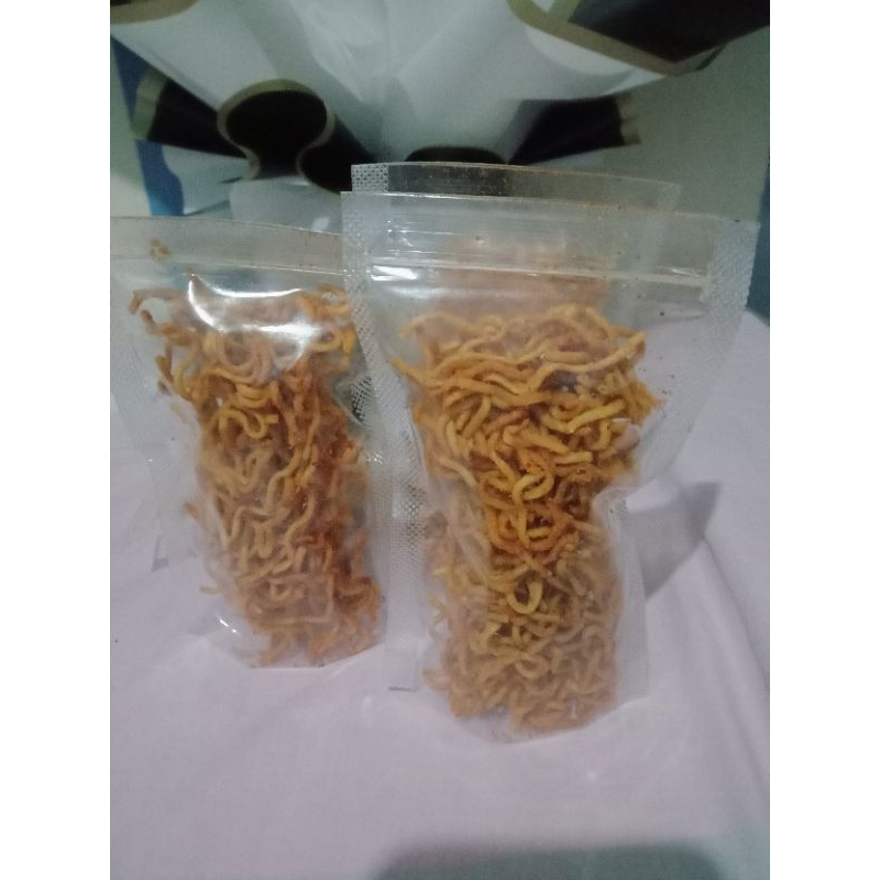 

Mie keriuk Balado Pedas Manis