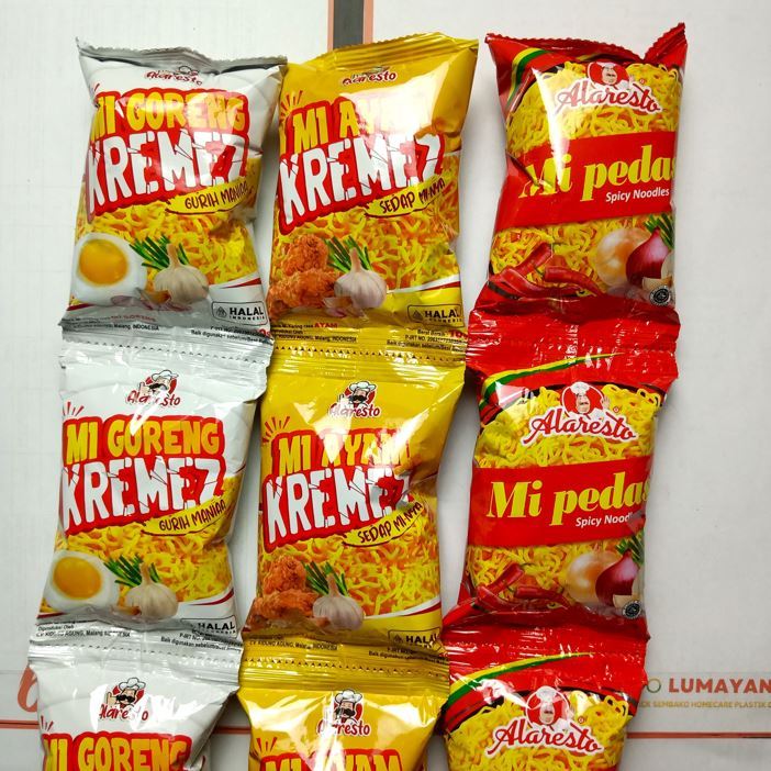 

Snack Alaresto Mie Goreng Mie Ayam Mie Pedas kremez renceng isi 10 pcs x 10 gram