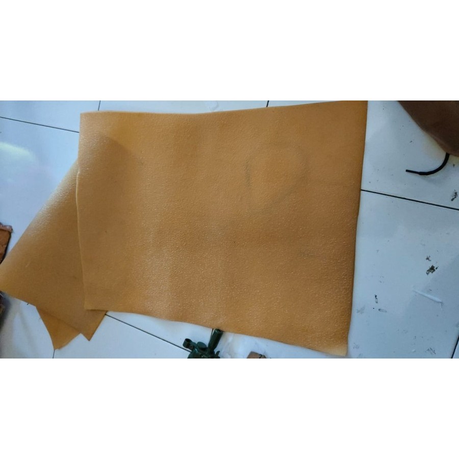 Krep Sol Mentah Karet mentah Lembaran Crep Sole Rubber Crep Sol ukuran 44cm×55 cm pentil - 28x44